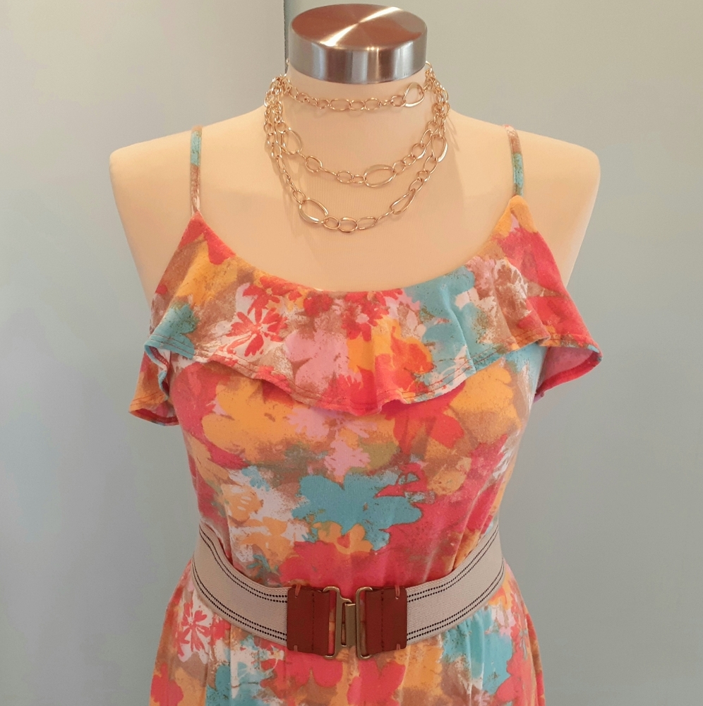 Dress - Picture 4 of 11